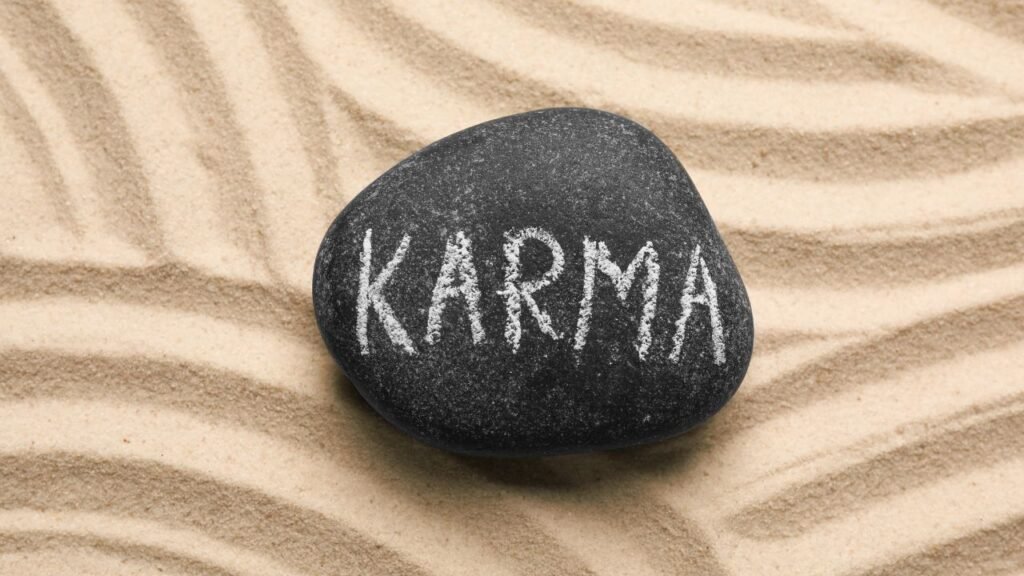 Les 12 Lois universelles : Le Karma